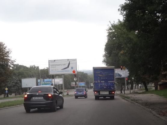 Фото рекламной плоскости по адресу Мазепы пр., 51 - Гордиенка ул., в центр