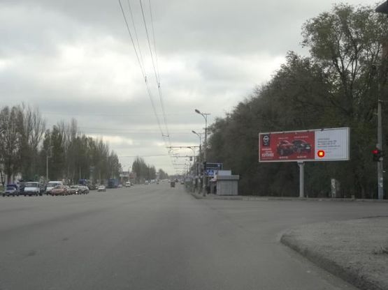 Фото рекламной плоскости по адресу Запорожское шоссе - Джинчарадзе ул., правая
