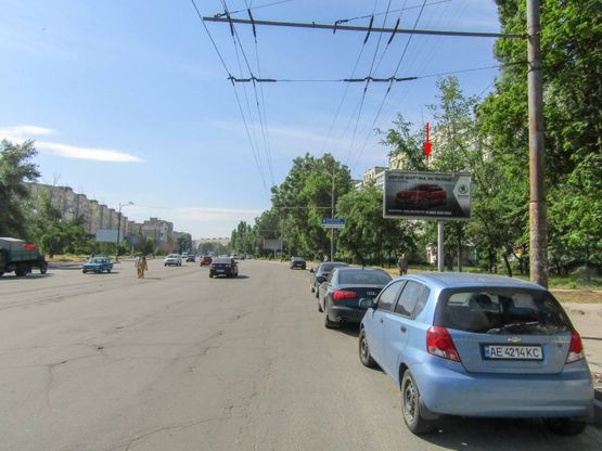 Фото рекламной плоскости по адресу m015A1,просп. Героїв, 12