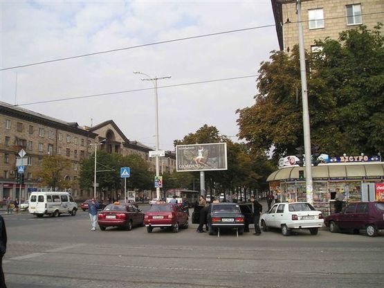 Фото рекламной плоскости по адресу пр.Леніна - вул.Лермонтова