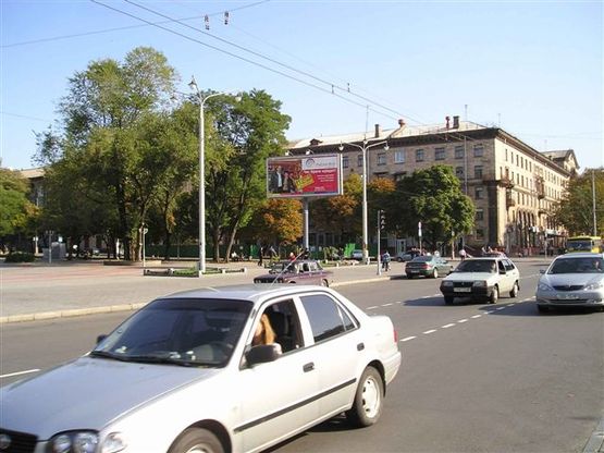 Фото рекламной плоскости по адресу пр.Леніна - пл.Маяковського