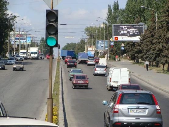 Фото рекламной плоскости по адресу ул.Перемоги - ПКіО Трудової слави, ст.А (призматрон)