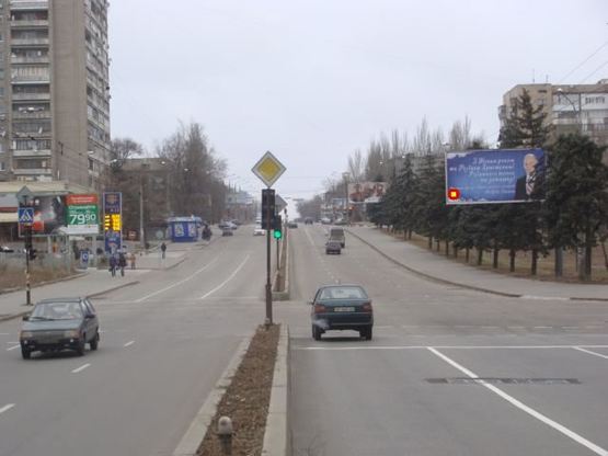 Фото рекламной плоскости по адресу вул.Перемоги – вул.Панфиловців, ст.А (призматрон)