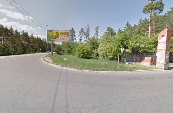 Фото рекламної площини за адресою Столичне шосе поворот на котеджне містечко " Золоті ворота", рух до Киева