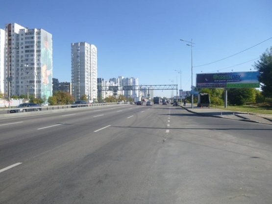 Фото рекламної площини за адресою Бажана проспект, (М)"Харьковская"
