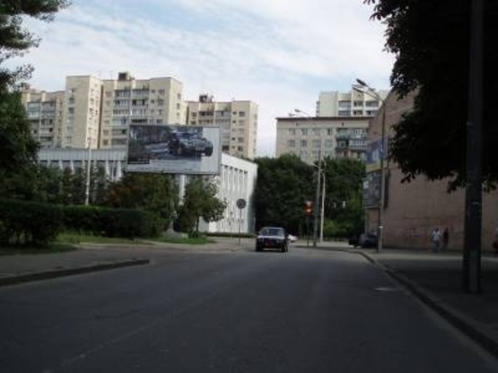 Фото рекламної площини за адресою Кловский спуск / Московская