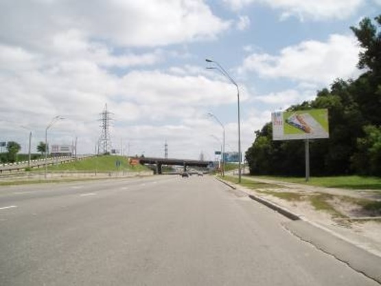 Фото рекламной плоскости по адресу Саперно-Слободская, перед подъемом на ул. Михаила Бойчука (Киквидзе)