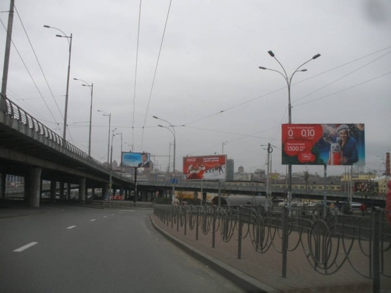 Фото рекламной плоскости по адресу Голосеевский (40-летия Октября) проспект 3,  на подъезде к Московской пл.