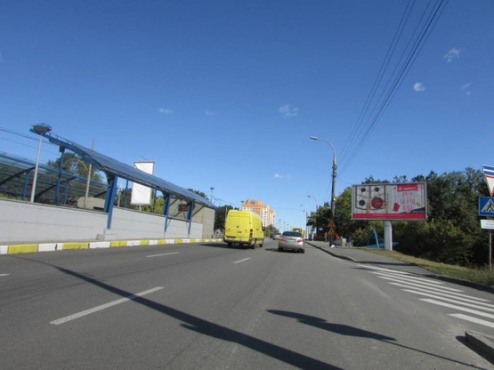 Фото рекламной плоскости по адресу Леся Курбаса проспект 1А , перед зализничним мостом по ходу до центру