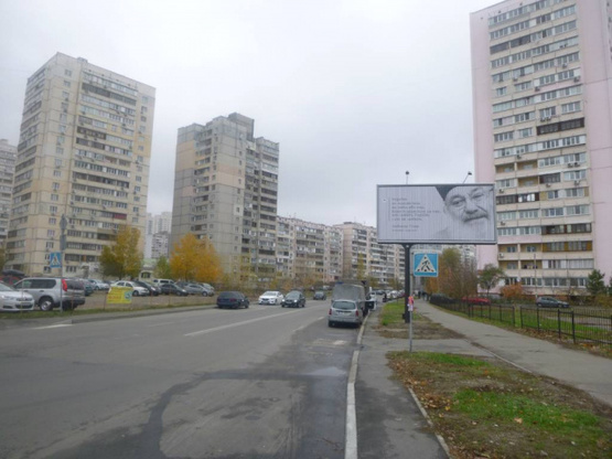 Фото рекламной плоскости по адресу Руденко Лариси  / Соломії Крушельницької, рух до проспекту Миколи Бажана