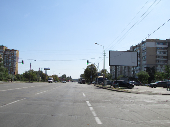 Фото рекламной плоскости по адресу Сержа Лифаря (Сабурова), 3  (рух від  площі Анкари)