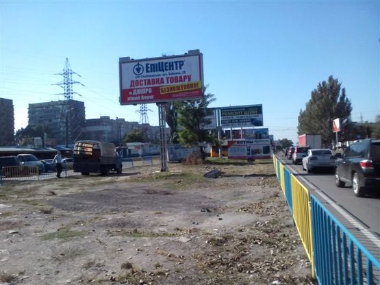 Фото рекламної площини за адресою ул.Березинская - Березинский - Донецкое Шоссе ПРИЗМА