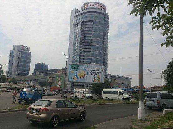 Фото рекламной плоскости по адресу Новый мост р-н Цирка