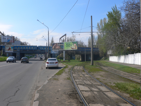 Фото рекламної площини за адресою Водопроводная ул. ЖД переезд левая А1