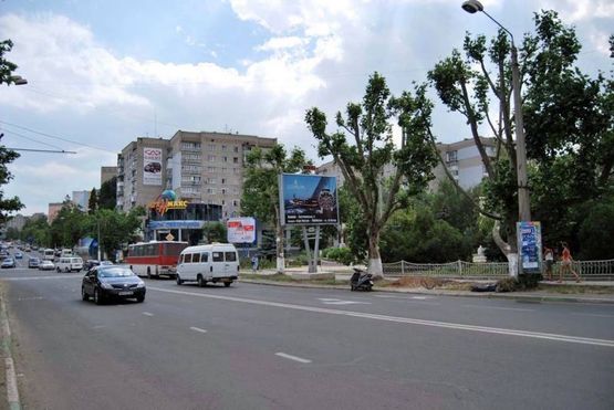Фото рекламної площини за адресою ул. Ленина угол ул. 1 Мая