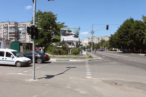 Фото рекламної площини за адресою ул. Героев Сталинграда (рынок Курортный)