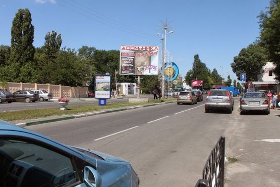 Фото рекламної площини за адресою ул. Победы (рынок Утренний)