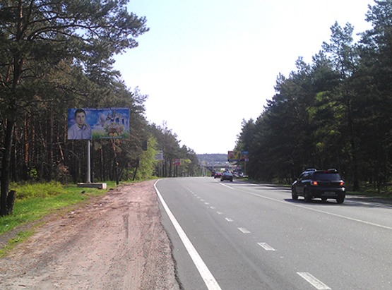 Фото рекламної площини за адресою ул. Шевченка, км 24+250 м (справа), направление в Киев