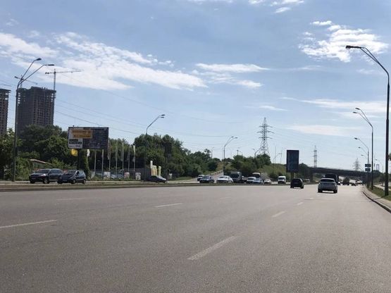 Фото рекламной плоскости по адресу Саперно - Слободская 57 к Южному мосту