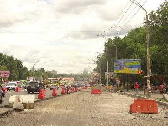 Фото рекламной плоскости по адресу Победы пр. 73-1, в центр