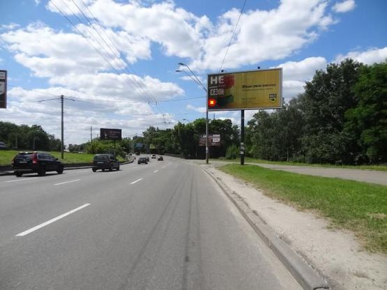 Фото рекламной плоскости по адресу Пoбеды пр. 400 м. oт м. Берестейская из центра