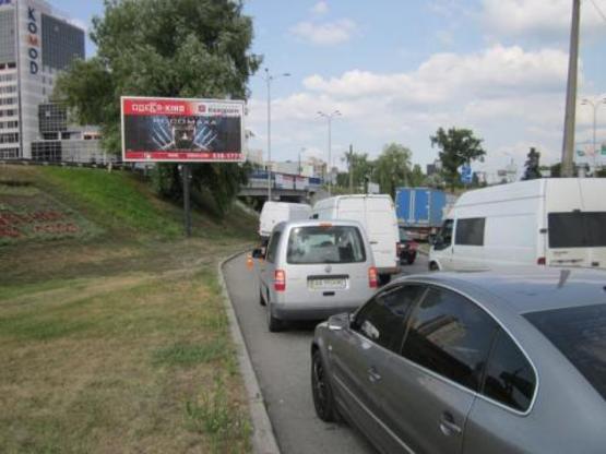 Фото рекламной плоскости по адресу Броварской пр./заезд на ул. Р.Окипной