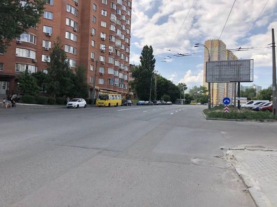 Фото рекламной плоскости по адресу Науки пр., 66 в центр