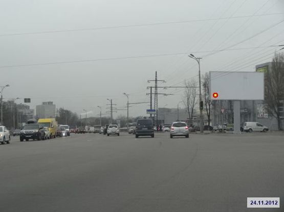 Фото рекламной плоскости по адресу Запорожское шоссе, 24 - Шинная ул.