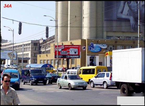 Фото рекламной плоскости по адресу (225345) Голосеевская площадь, из центра