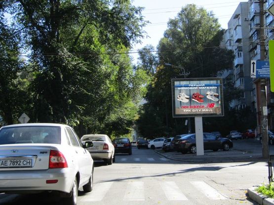 Фото рекламної площини за адресою m048A,вул. Шевченка - вул. Володимира Моссаковського