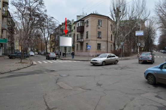 Фото рекламної площини за адресою s192А,вул. С. Єфремова (Ворошилова) - пров. Є. Коновальця (Уріцкого)