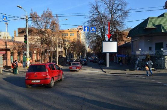 Фото рекламної площини за адресою s195А,вул. Воскресенська (Леніна) - вул. С. Хороброго (Чкалова), біля світлофора