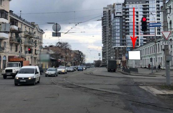 Фото рекламної площини за адресою t112A,вул. Шмідта, 17, на світлофорі, рух у бік Центрального ринку "Озерка"