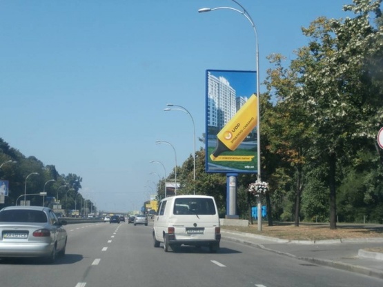 Фото рекламной плоскости по адресу Набережное шоссе (парк Наводницкий)