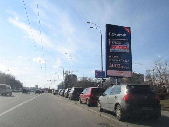 Фото рекламної площини за адресою Академіка Глушкова проспект, 2  (ст. М "Виставковий центр")