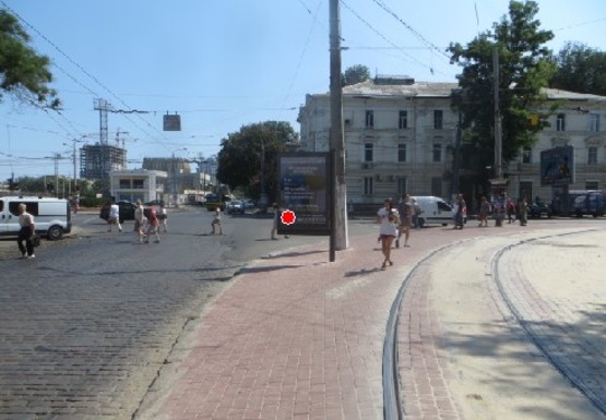 Фото рекламної площини за адресою Итальянский бл-р -  Куликово поле ул. В