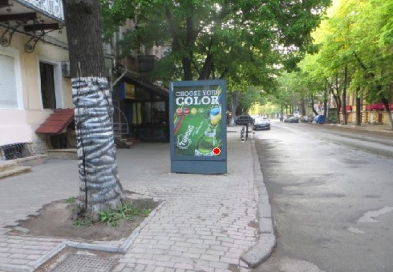 Фото рекламной плоскости по адресу Садовая ул., 13 B