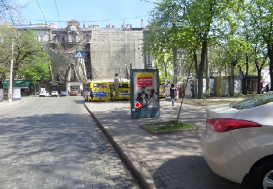 Фото рекламної площини за адресою Соборная пл., 1 A