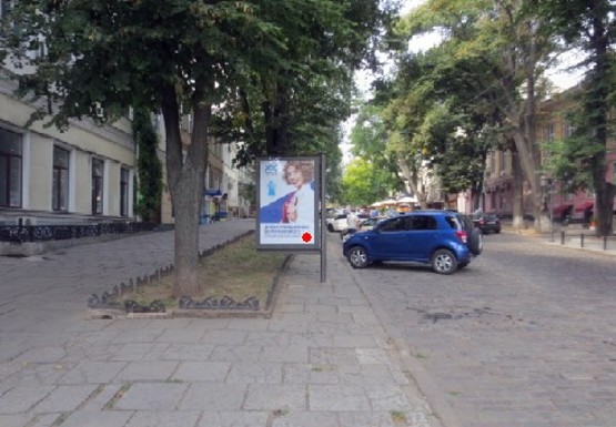 Фото рекламної площини за адресою Дерибасовская, 7 - Пушкинская В