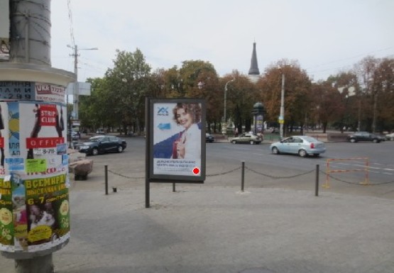 Фото рекламної площини за адресою Дерибасовская - Преображенская В