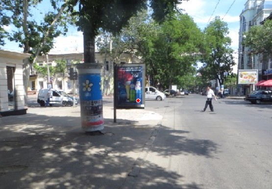 Фото рекламної площини за адресою Троицкая, 35 - Ришельевская А