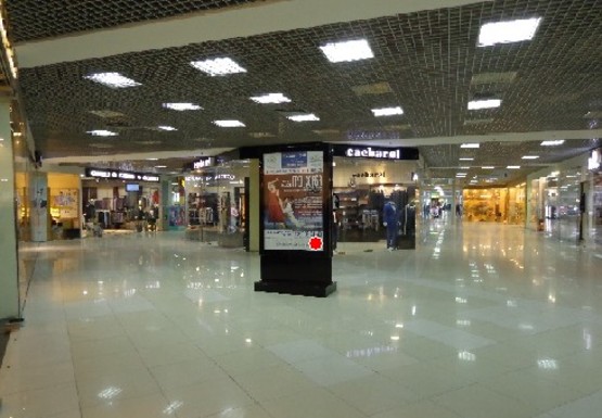 Фото рекламной плоскости по адресу ТЦ Fontan Sky холл №2А1