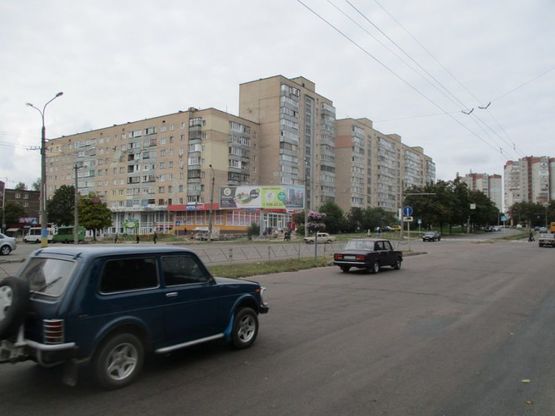 Фото рекламной плоскости по адресу ул. Рокоссовского х просп.Победы призма (грань 1)