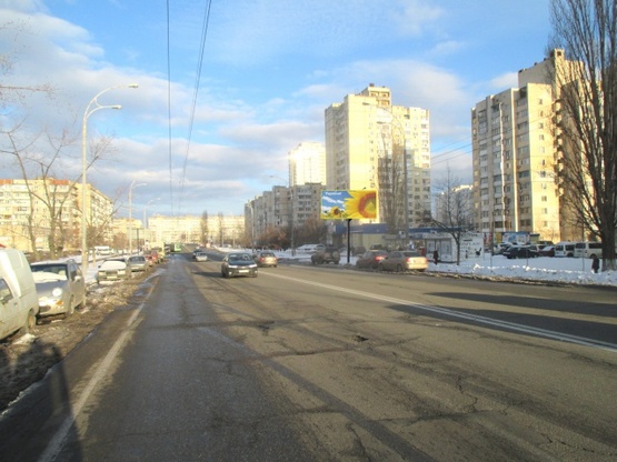 Фото рекламной плоскости по адресу ул.Гер.Днепра,38