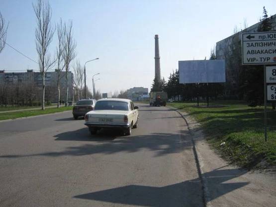 Фото рекламної площини за адресою 169_Запорожье_Заднепровская д 11