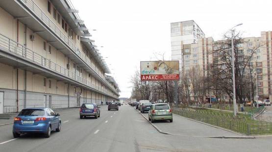 Фото рекламной плоскости по адресу Оболонский пр-кт, 13, рядом с ТРЦ Дрим Таун (напр. к ст. М "Оболонь")