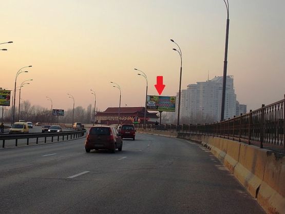 Фото рекламной плоскости по адресу Набережно- Рыбальская перед рестораном "Мандарин" в направлении Московского пр-т.