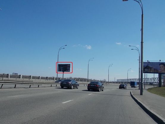 Фото рекламної площини за адресою Набережно- Рыбальская (рестораном "Мандарин") в сторону центра