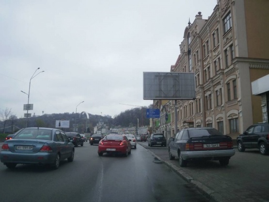 Фото рекламной плоскости по адресу Набережно-Крещатитская, 9