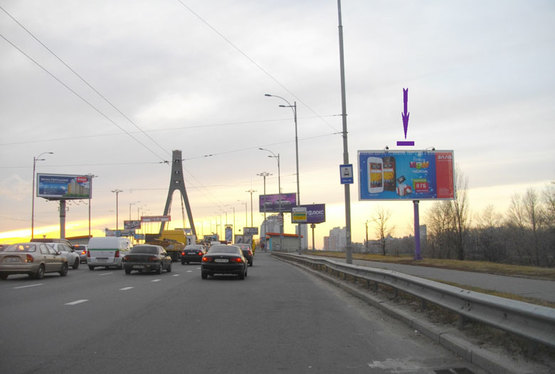 Фото рекламной плоскости по адресу Московський міст / пр. Ватутіна у напр. до центру